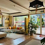 Vegan & Restaurant Гостевой дом *