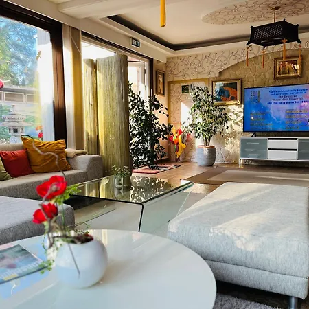 Vegan & Restaurant *