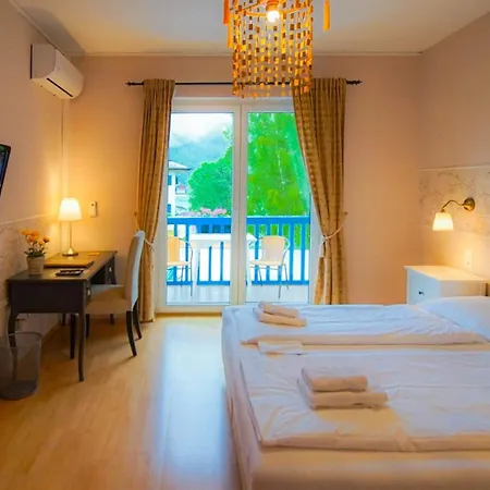 Vegan & Restaurant Penzion Sankt Kanzian am Klopeiner See