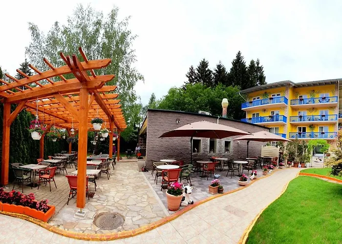 Vegan & Restaurant בית הארחה סנט קנזיאן