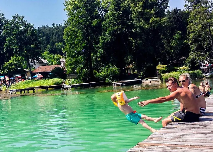 בית הארחה Vegan & Restaurant *